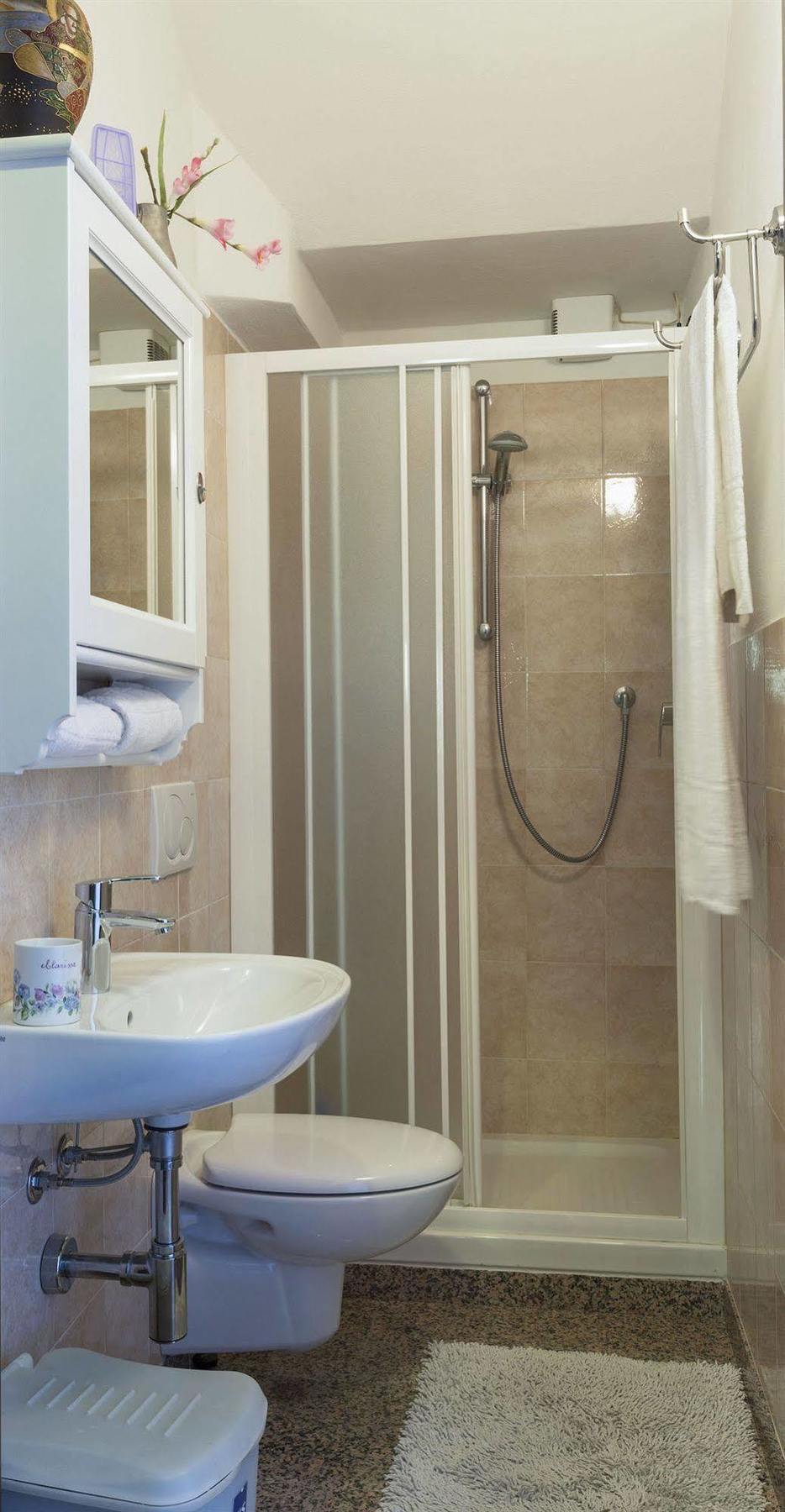 B&B - FORESTERIA - Frontelago Lake Como Mandello del Lario Buitenkant foto